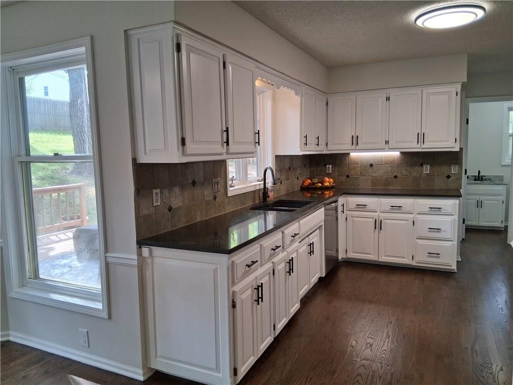 1107 Wildbriar Drive — photo 23