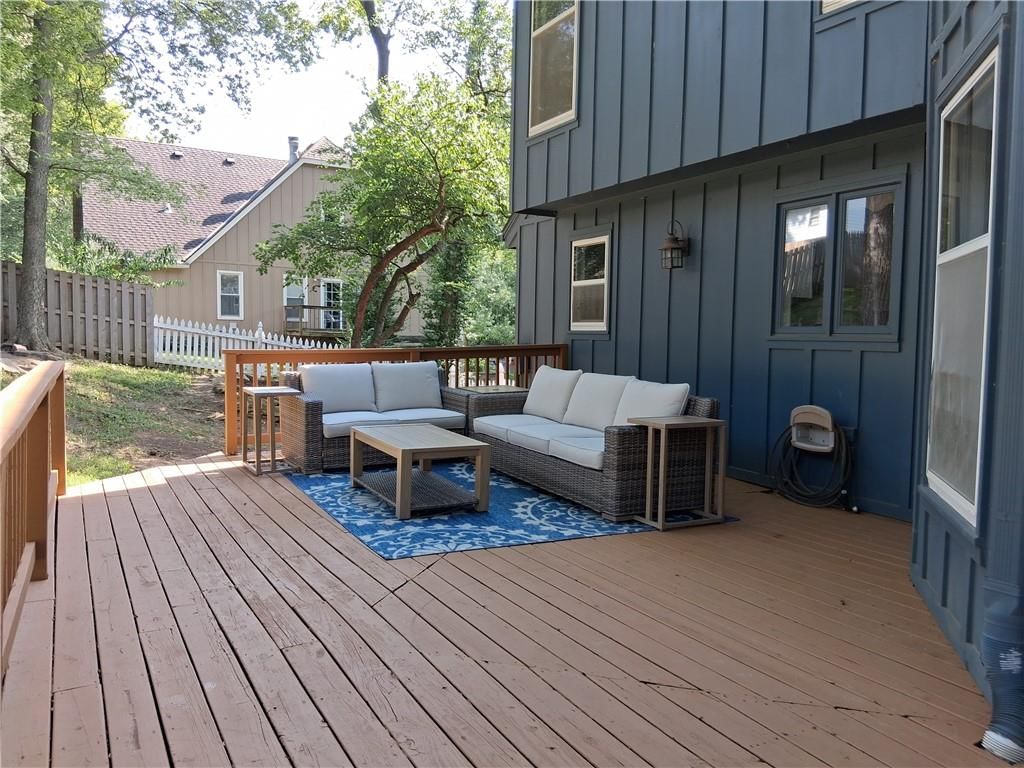 1107 Wildbriar Drive — photo 47