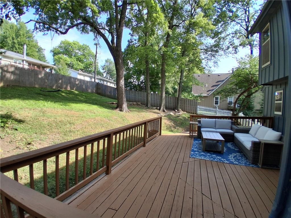 1107 Wildbriar Drive — photo 48