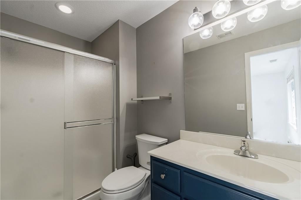Photo 31 of 52 - 23870 W 121st Street