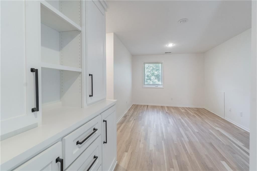 Photo 36 of 52 - 23870 W 121st Street