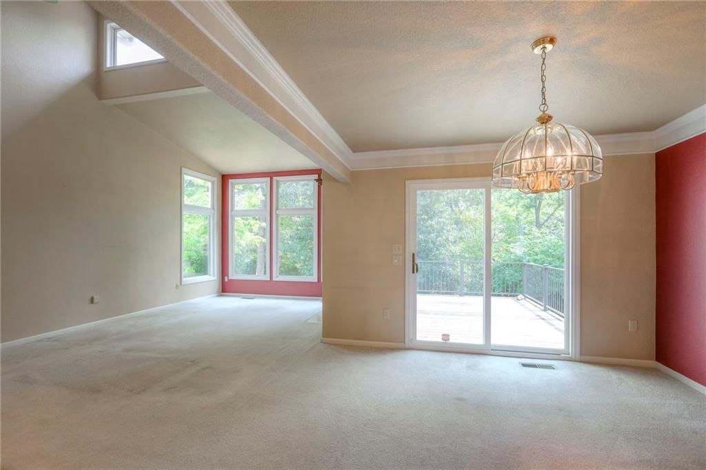 8711 Crysler Avenue — photo 7