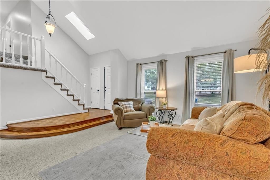 15335 W 83rd Terrace — photo 5