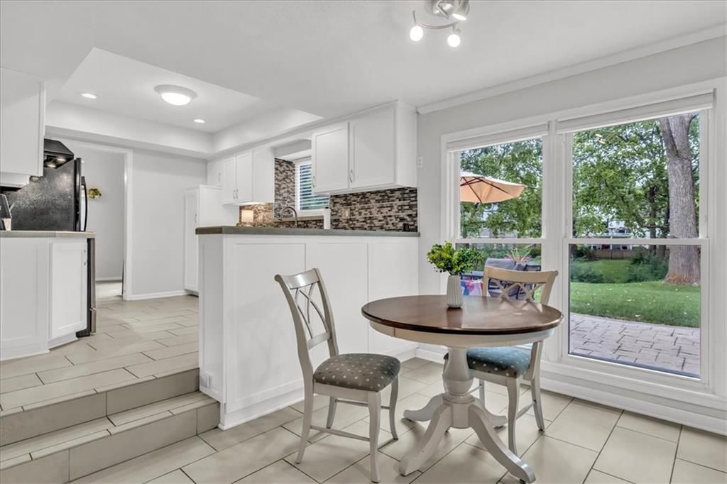 15335 W 83rd Terrace — photo 12