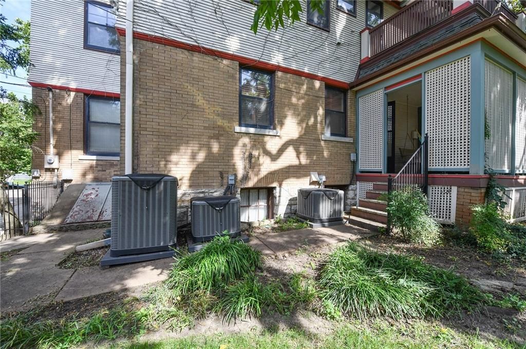 Photo 6 of 87 - 3674 Belleview Avenue