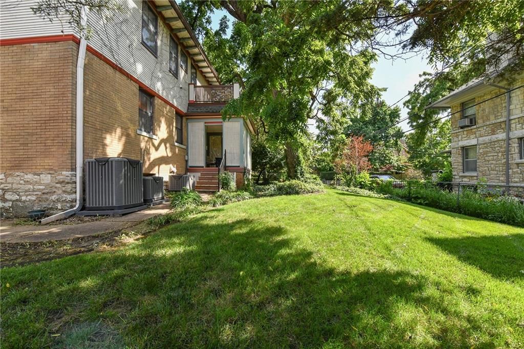 Photo 7 of 87 - 3674 Belleview Avenue