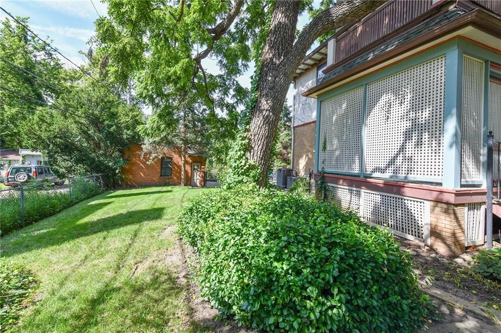Photo 9 of 87 - 3674 Belleview Avenue