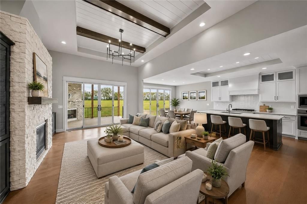13511 Woodland Ranch Drive, Lee's Summit, MO: listing photo 3