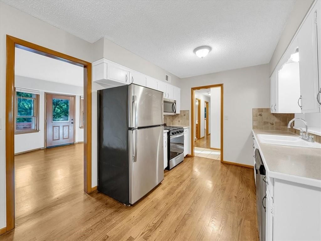 8012 NW Cadwallader Road — photo 8