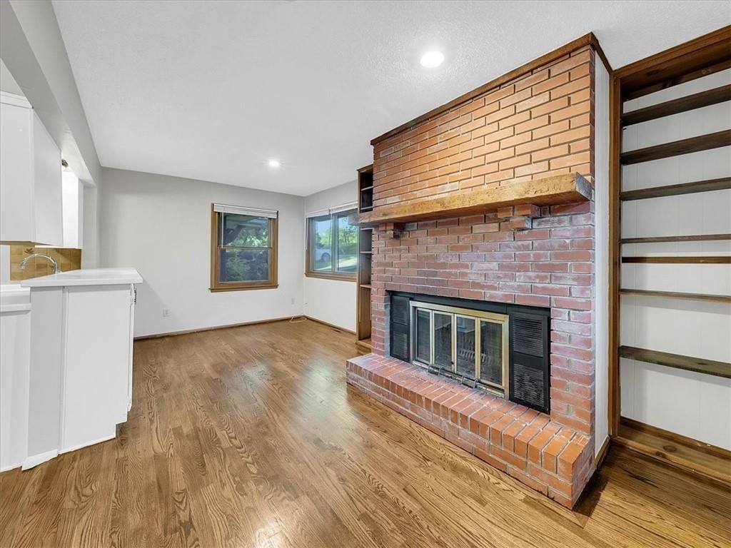 8012 NW Cadwallader Road — photo 12