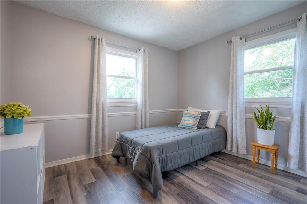 Photo 13 of 21 - 21755 W 179th Street