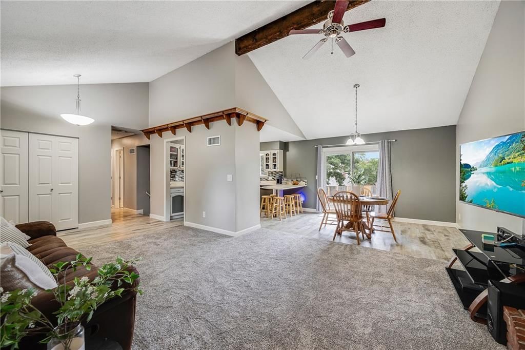 Photo 5 of 29 - 1213 NE 73rd Street