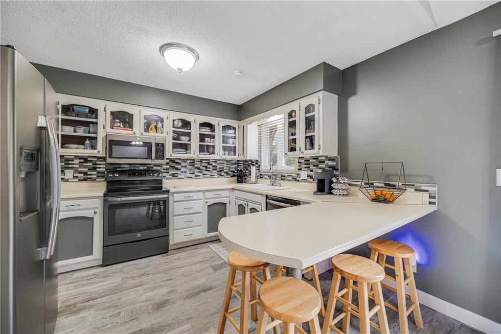 Photo 7 of 29 - 1213 NE 73rd Street