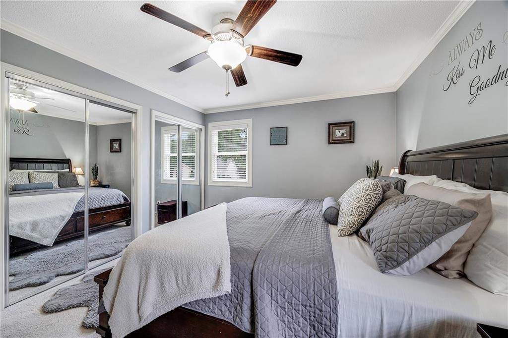 Photo 12 of 29 - 1213 NE 73rd Street