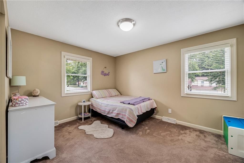 Photo 14 of 29 - 1213 NE 73rd Street