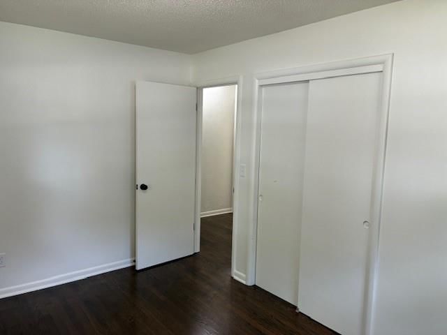 Photo 19 of 55 - 8105 W 91st Street