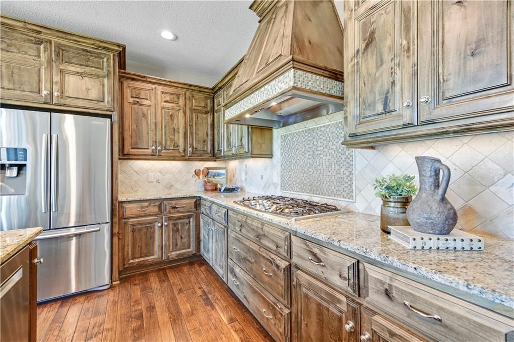 Photo 19 of 57 - 18670 W 248 Street