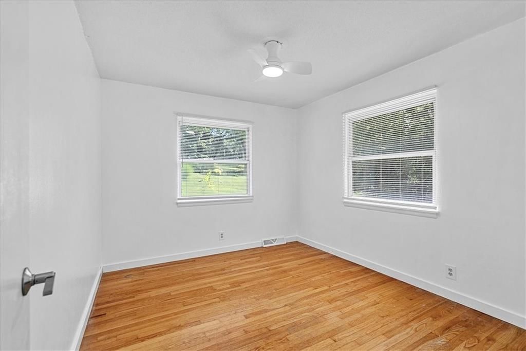Photo 22 of 41 - 4030 N Monroe Avenue