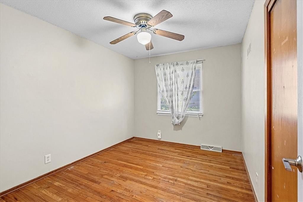 Photo 30 of 41 - 4030 N Monroe Avenue
