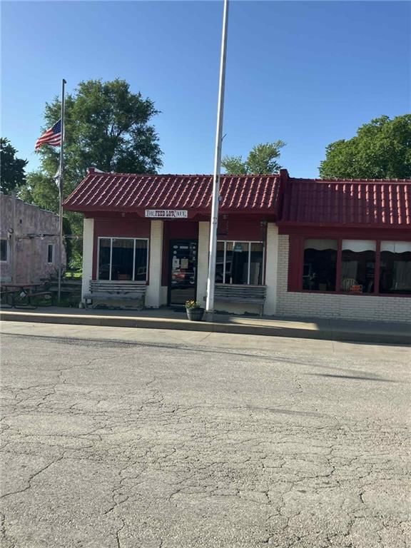 320 E Main Street — photo 39