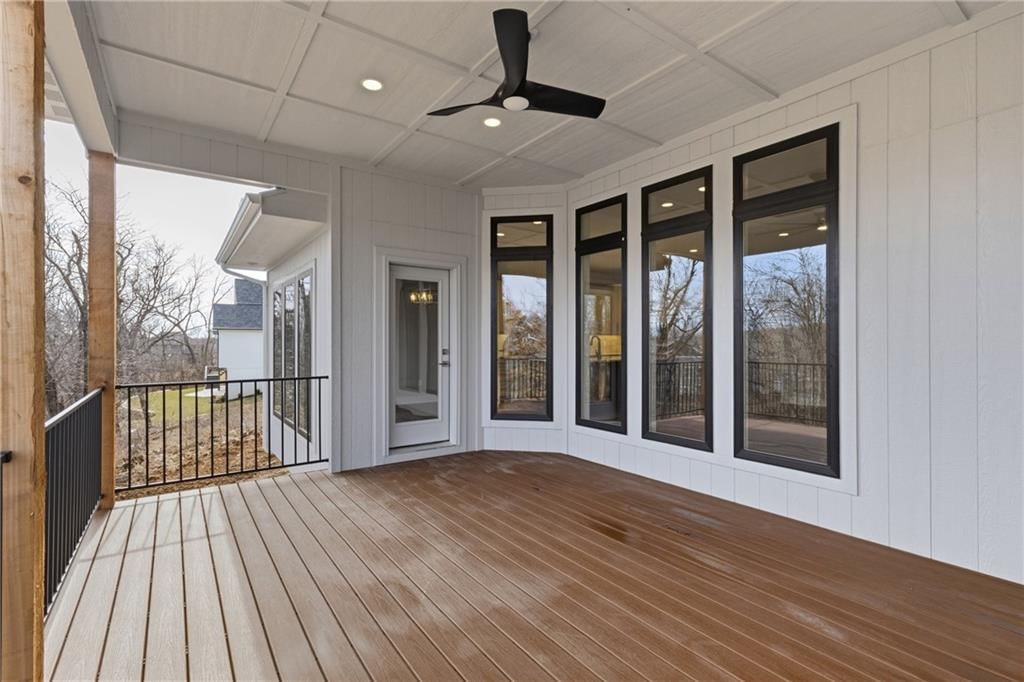 8841 N KENTUCKY Avenue — photo 19