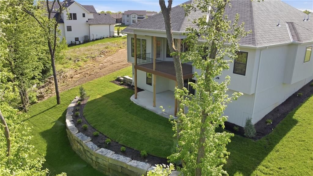 8841 N KENTUCKY Avenue — photo 34