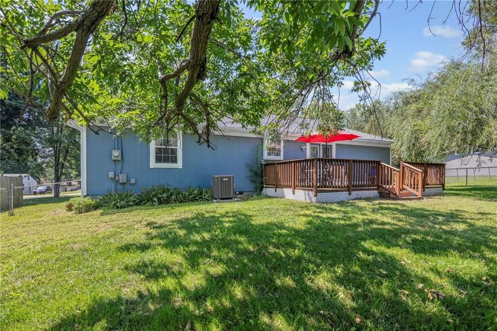 Photo 20 of 27 - 17201 Cerrito Drive