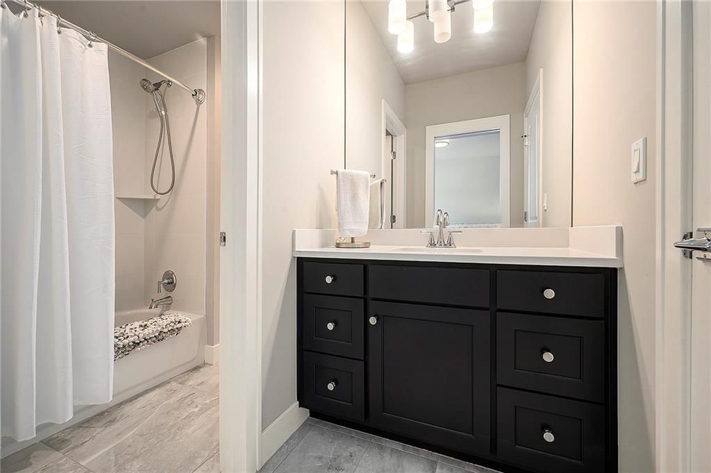 10237 N Bellefontaine Avenue — photo 31