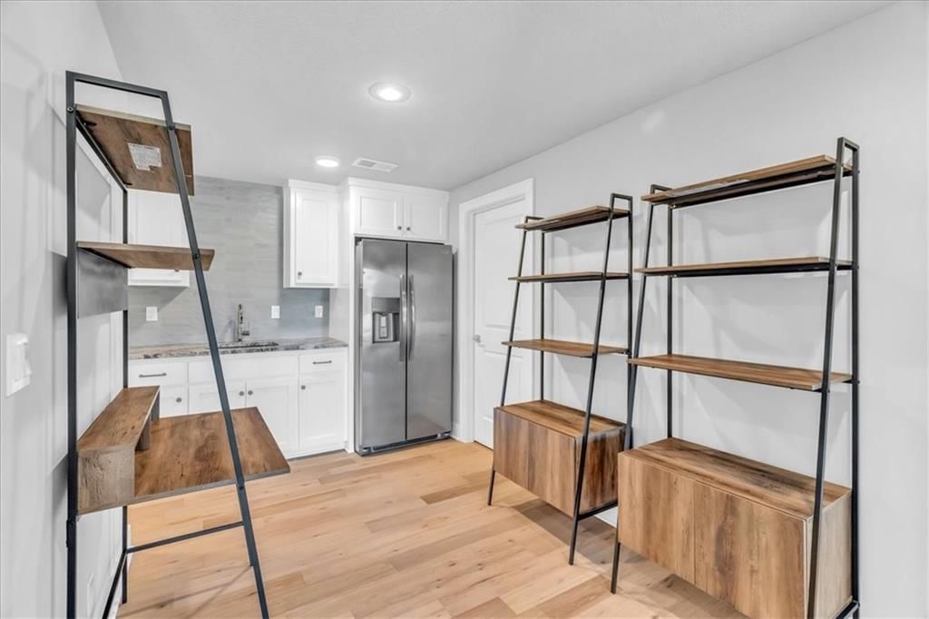 10237 N Bellefontaine Avenue — photo 38