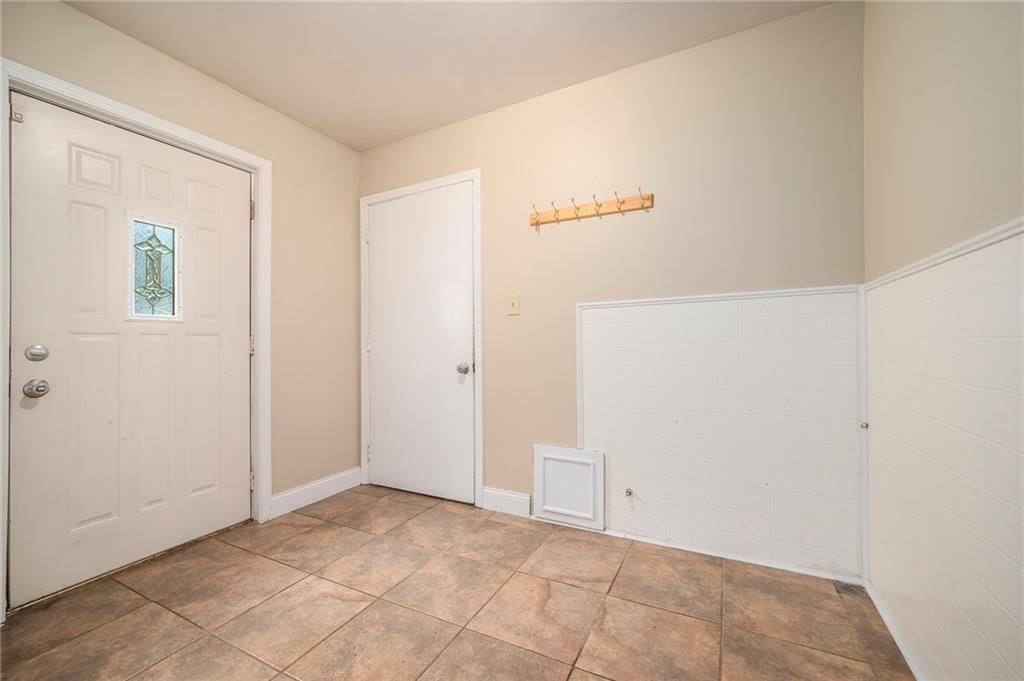 Photo 19 of 24 - 528 E Arthur Street