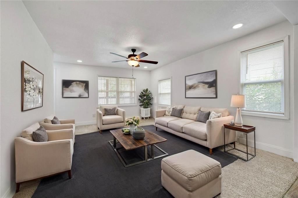 Photo 6 of 25 - 421 N 33rd Street