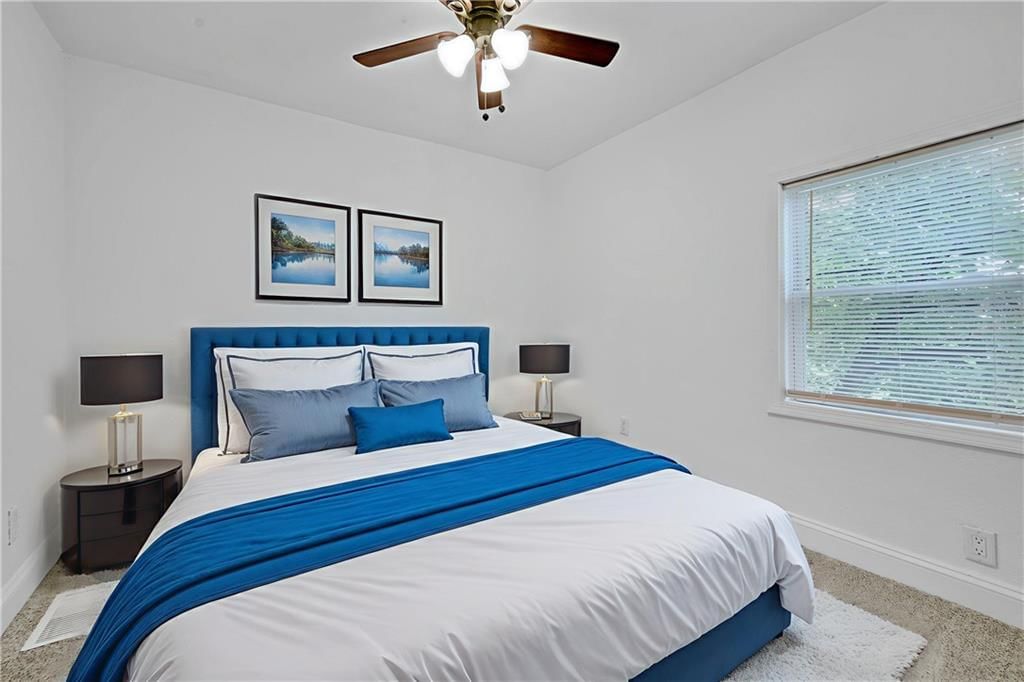 Photo 19 of 25 - 421 N 33rd Street