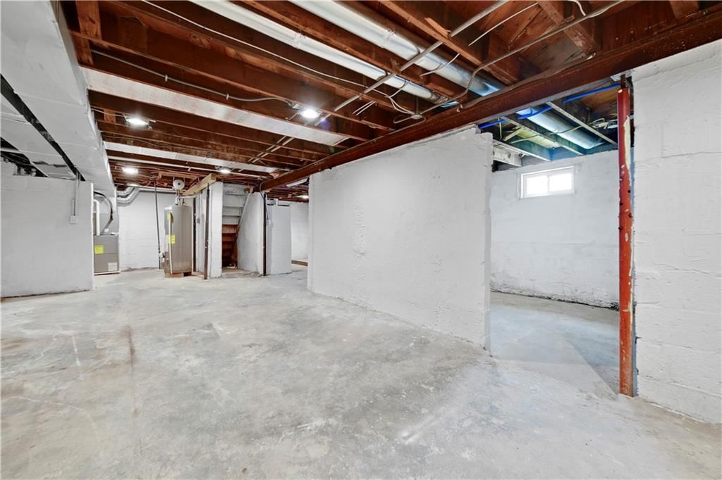 Photo 21 of 25 - 421 N 33rd Street