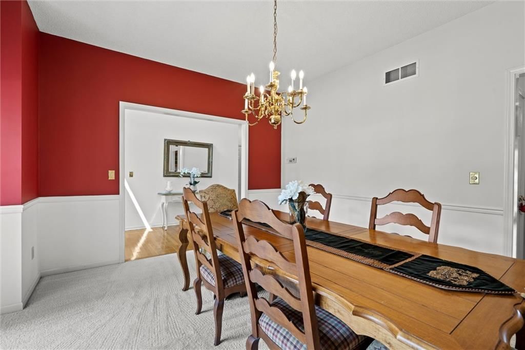 Photo 19 of 49 - 706 W 115th Street