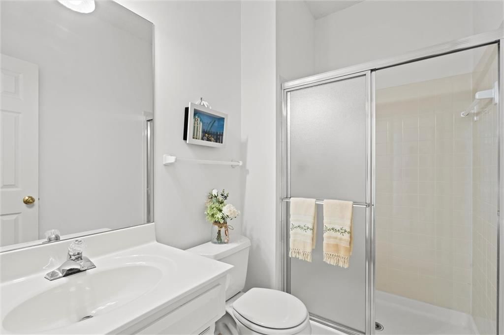 Photo 23 of 49 - 706 W 115th Street