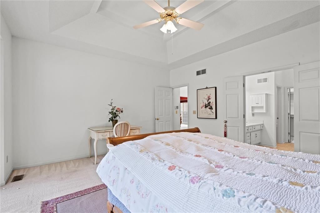 Photo 26 of 49 - 706 W 115th Street
