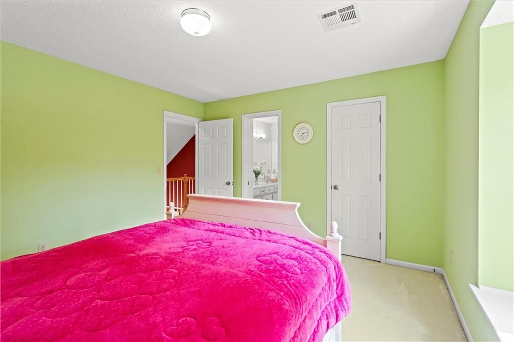 Photo 31 of 49 - 706 W 115th Street