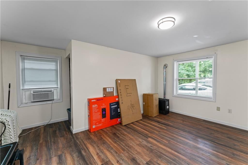 701 A, B, C Broad Street — photo 12