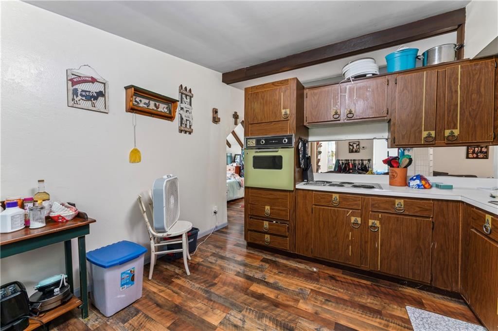 701 A, B, C Broad Street — photo 37