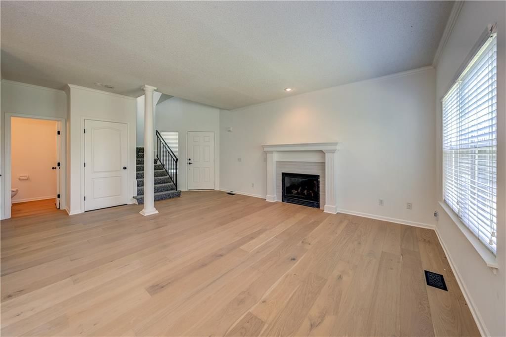 15920/15922 W 91st Terrace — photo 8