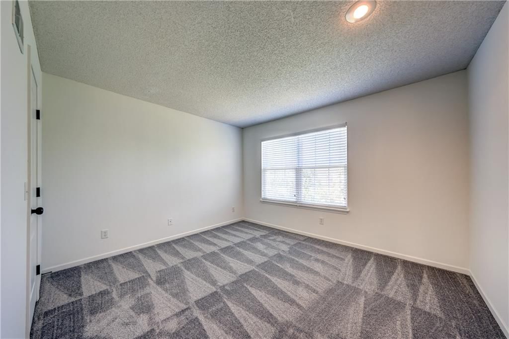 15920/15922 W 91st Terrace — photo 19