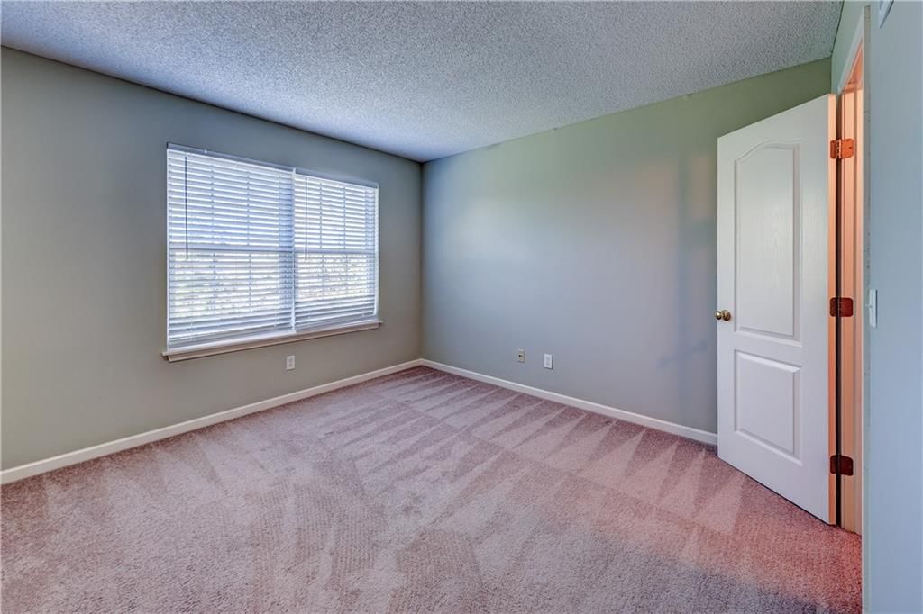 15920/15922 W 91st Terrace — photo 33