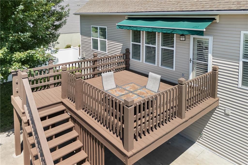 Photo 5 of 40 - 4506 Hallbrook Drive
