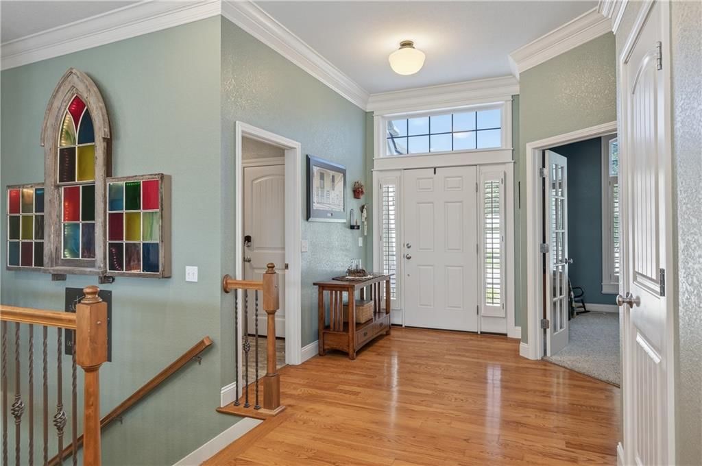 Photo 7 of 40 - 4506 Hallbrook Drive