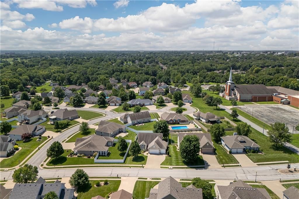 Photo 40 of 40 - 4506 Hallbrook Drive
