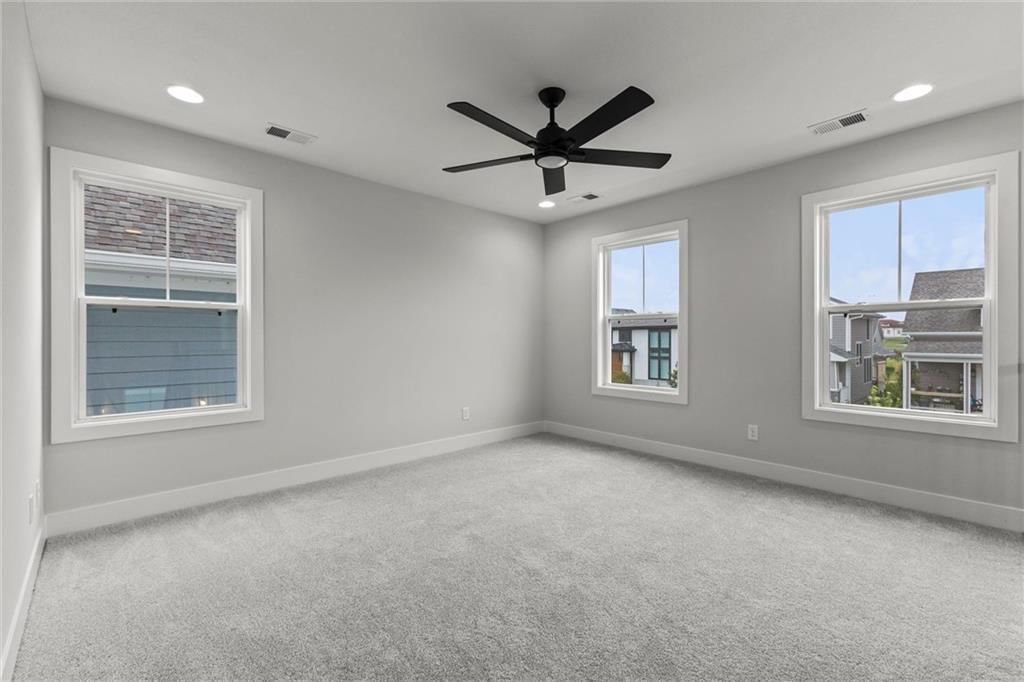 1025 SW Armie Street — photo 19