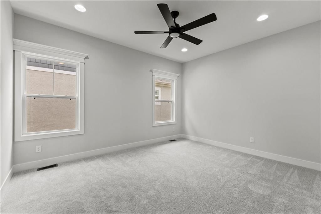 1025 SW Armie Street — photo 21