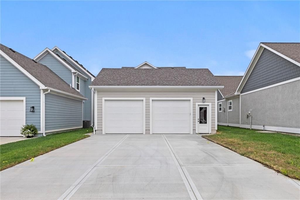 1025 SW Armie Street — photo 35