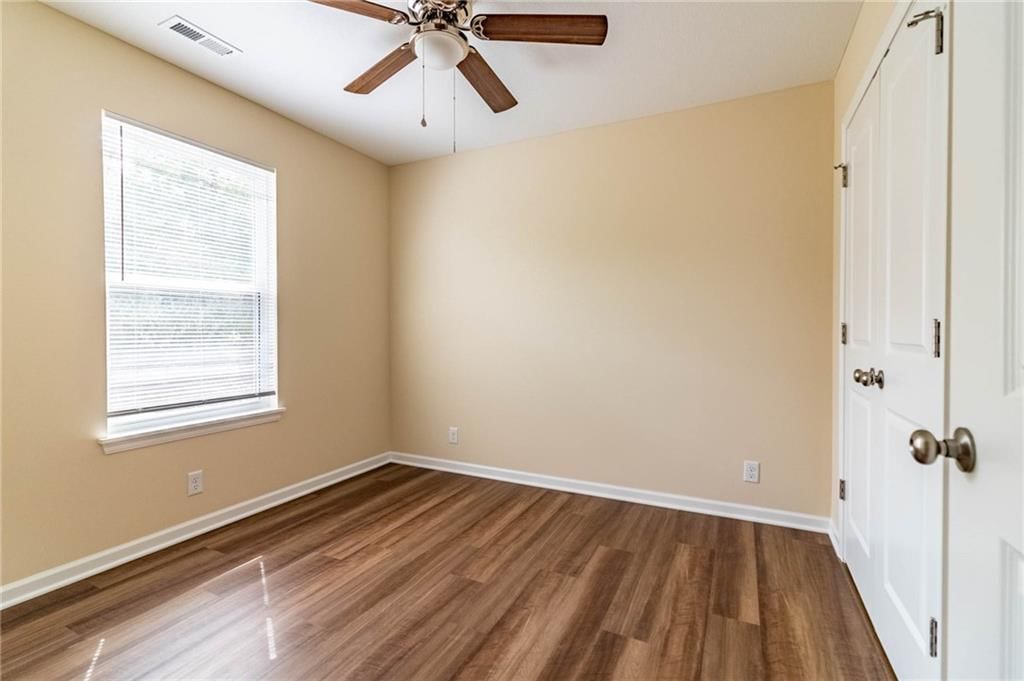 1516 Park Avenue — photo 23