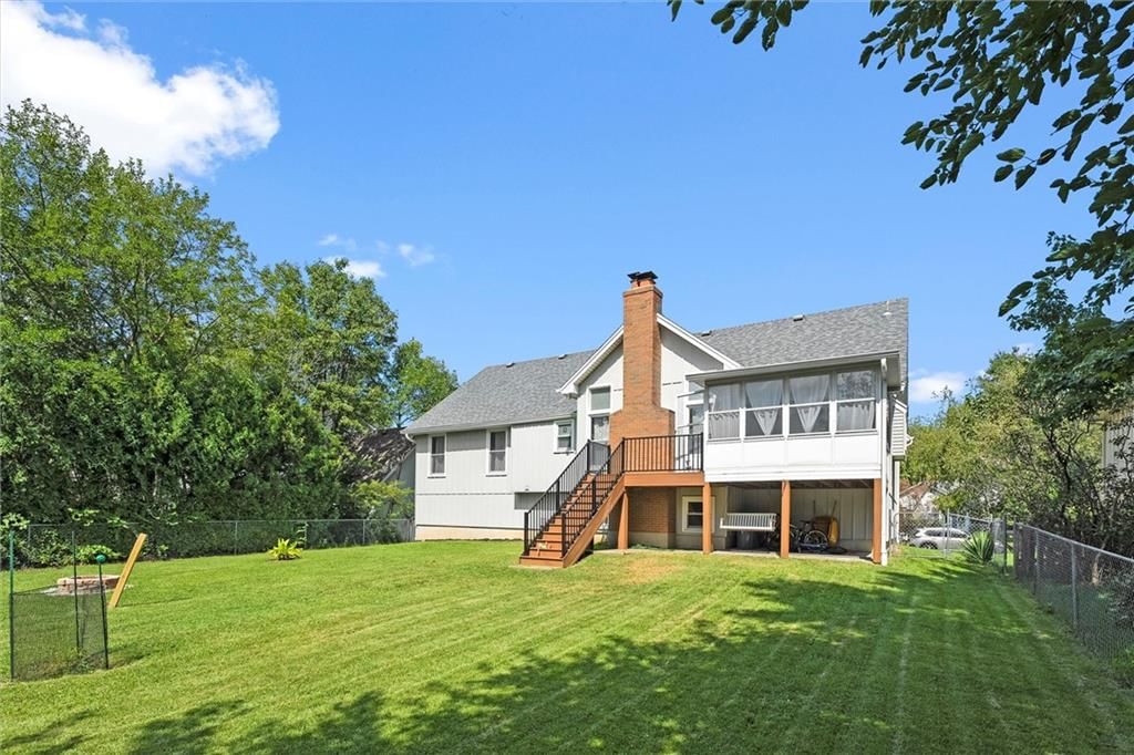 1609 Windsor Lane — photo 33